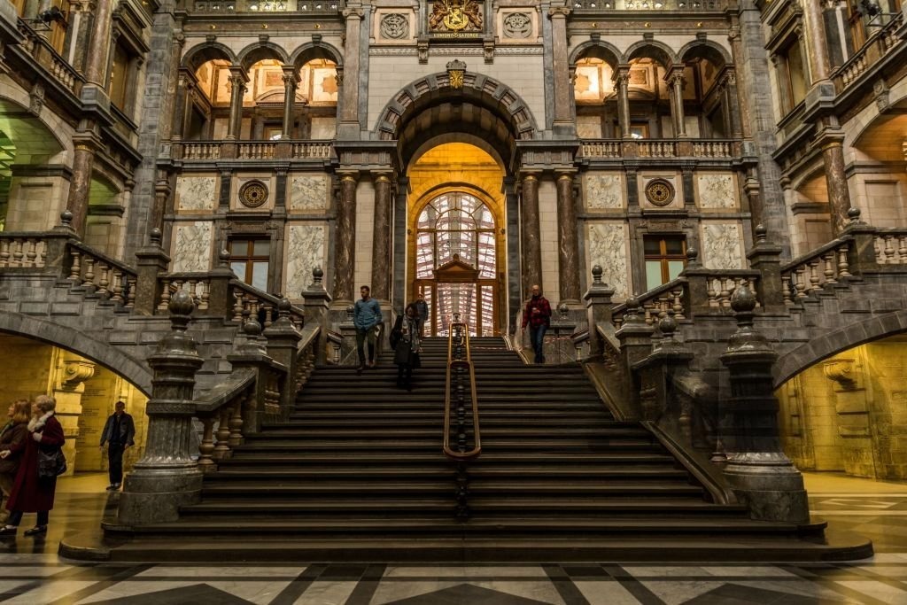 Antwerpen-Centraal station