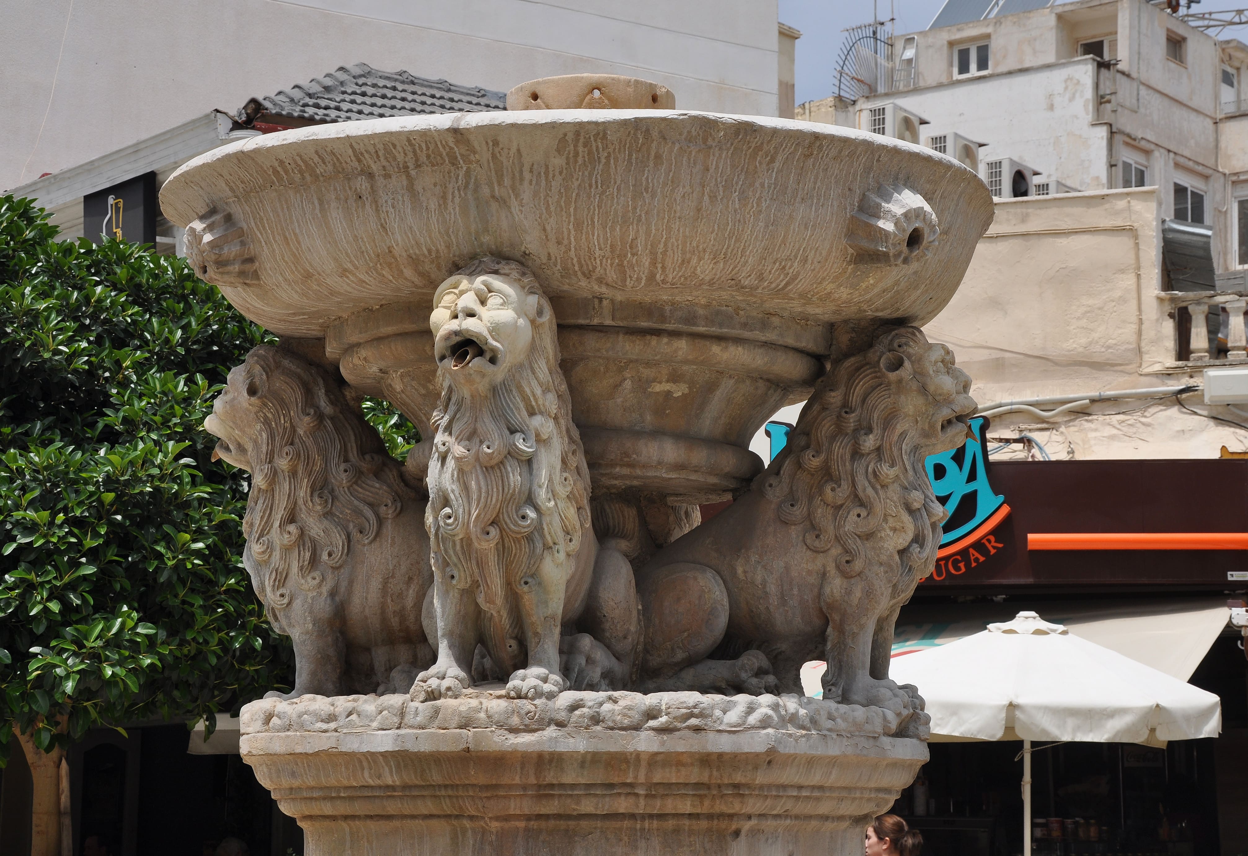 Lions Square